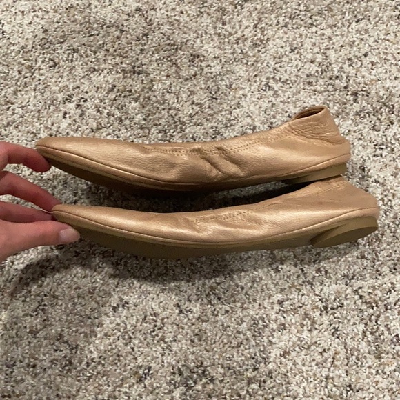 Bcbgeneration flats - Picture 4 of 6